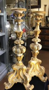 Coppia di candelieri 